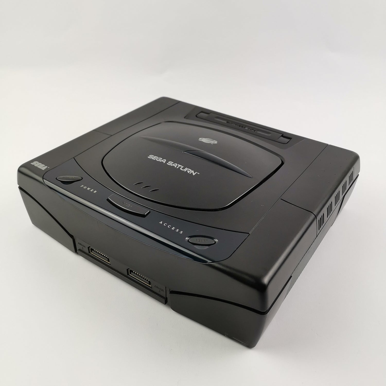Sega Saturn console: 2 original controllers and connection cables | Console Bundle