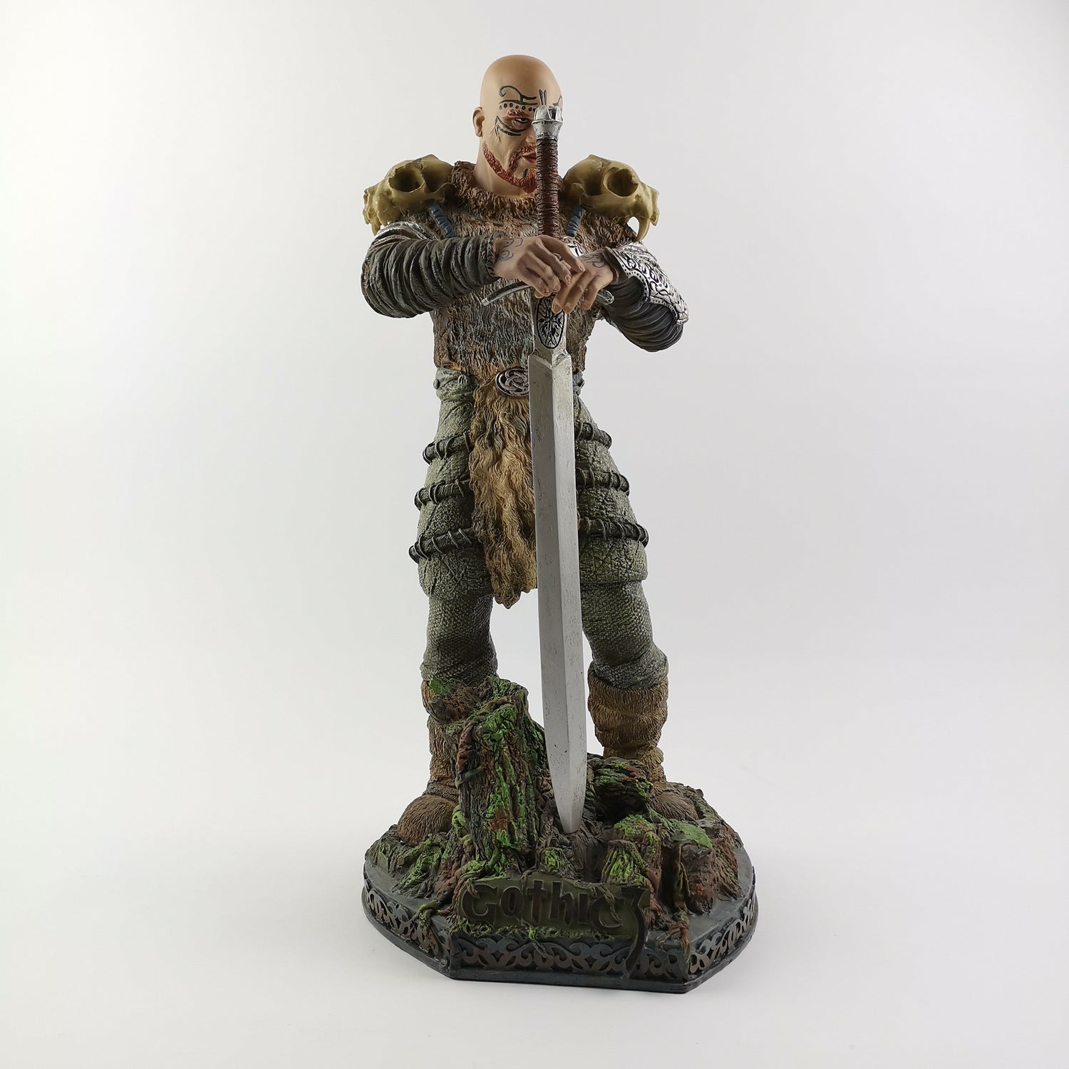Sammlerfigur GOTHIC 3 Resin Statue 42cm - Muckle Oxmox Figur in OVP