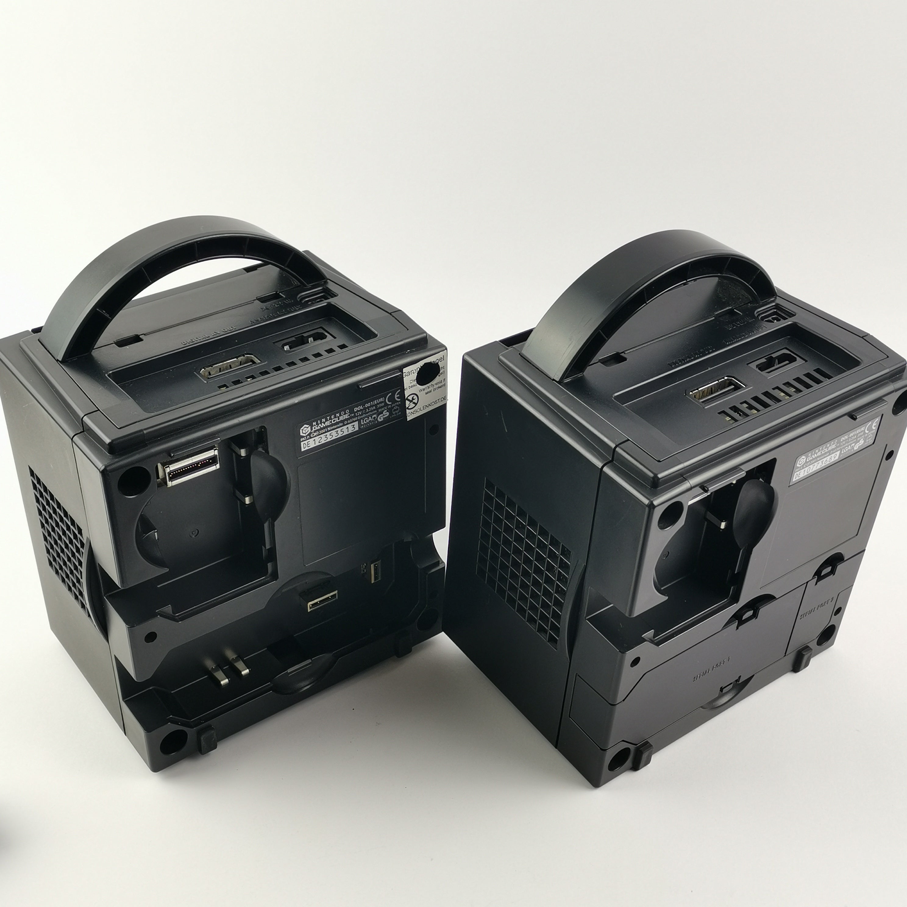Nintendo Gamecube Konvolut - 2 Konsolen, 3 Controller Kabel u. 7 Spiele - PAL