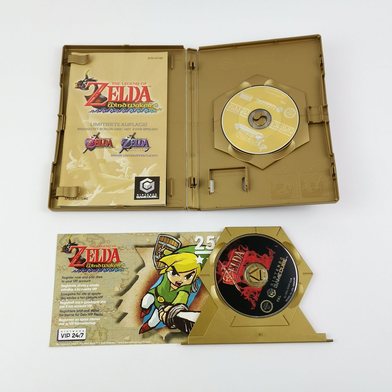Nintendo Gamecube Game: Zelda Windwaker Limited Edition + Original Gamepad