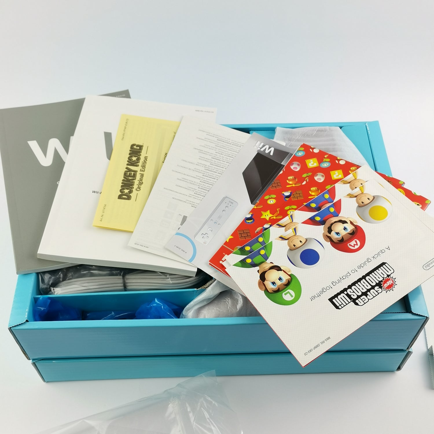 Nintendo Wii Console Red: New Super Mario Bros. Wii Pack 25th Anniversary - OVP