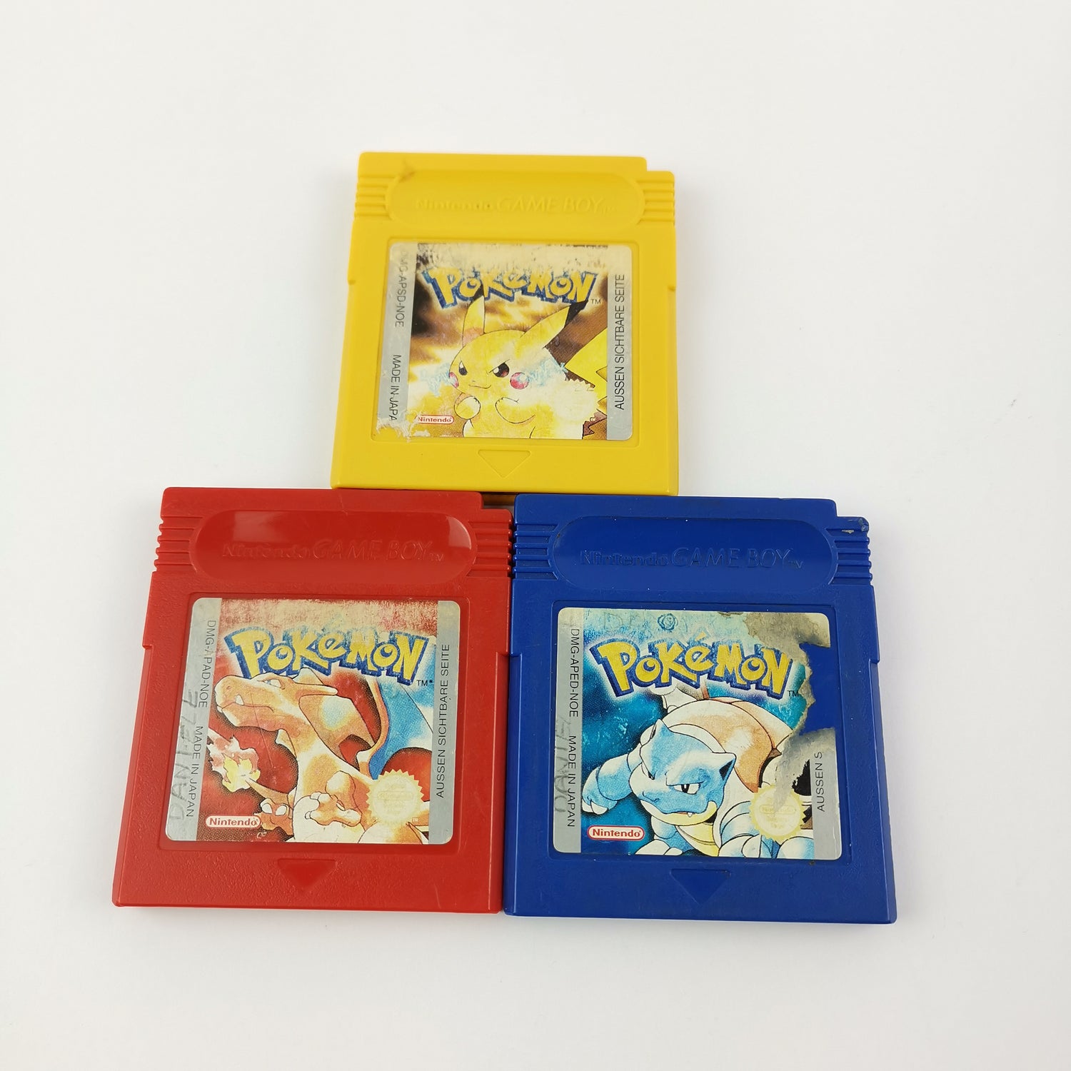 Nintendo Game Boy Color Konsole in Gelb + Pokemon Rote - Blaue - Gelbe Edition