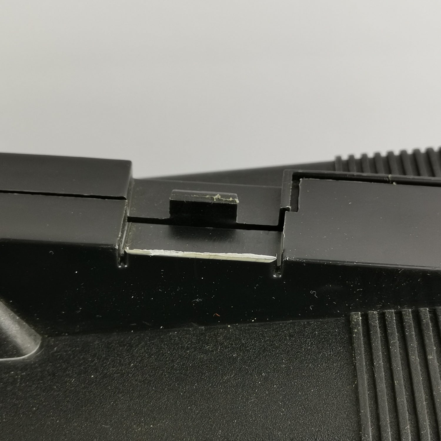 Sega Mega Drive II 2 mit 2 Controller , Strom Kabel, 4 Spiele und Koffer